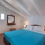 Vlachos Acharavi Apartment *