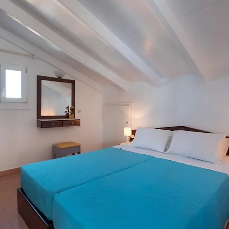 Vlachos Acharavi Apartament *