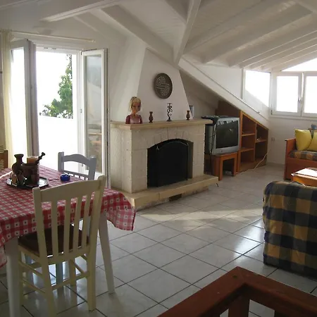 Apartament Vlachos Acharavi *