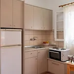 公寓 Vlachos Acharavi *