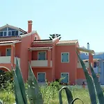 Vlachos Acharavi 公寓 阿查拉维