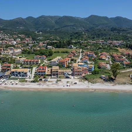 Vlachos Acharavi Apartmán *
